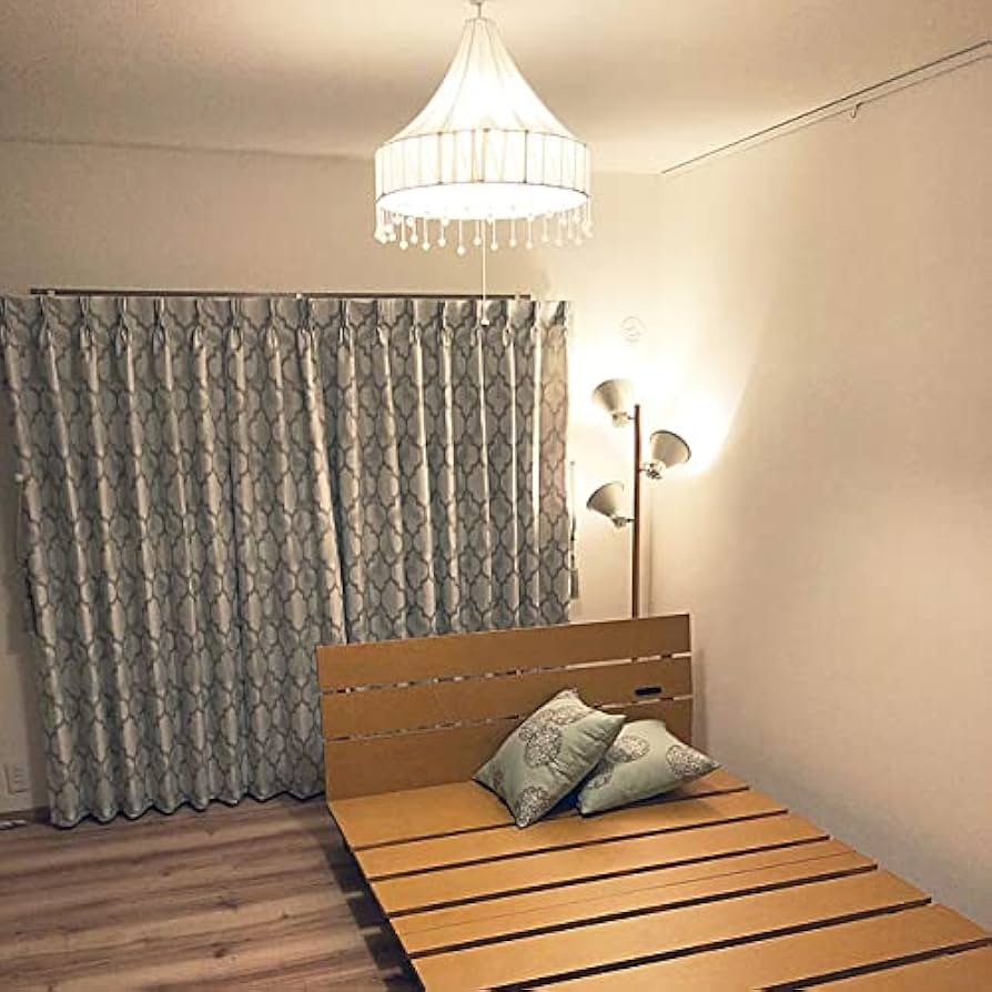 コロボックル　天井ライト　ランプシェード　照明　子供部屋 絵本作家”立本倫子”のアートをモチーフにしたColobockle